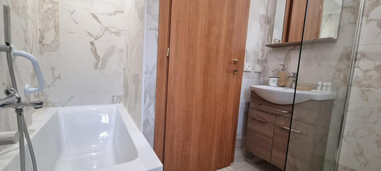 Altido New Apt 10 Min From Duomo, 25 Min From Linate Apartment มิลาน ภายนอก รูปภาพ